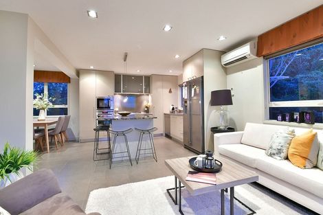 Photo of property in 83 William Bayes Place, Red Beach, 0932