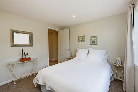 Photo of property in 16 Wanaka Place, Poraiti, Napier, 4112