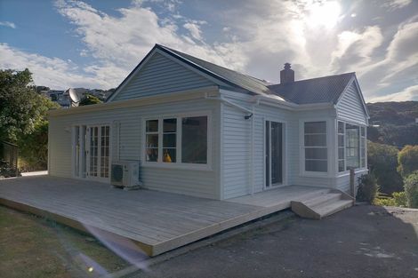 Photo of property in 3 View Road, Titahi Bay, Porirua, 5022