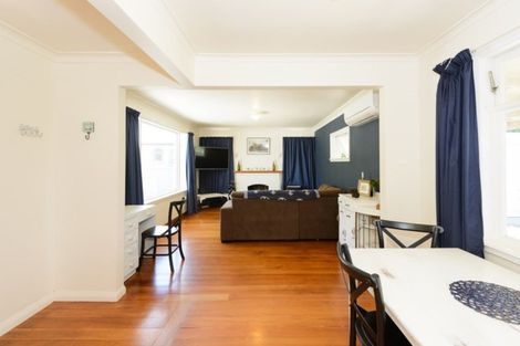 Photo of property in 43 Birmingham Street, Takaro, Palmerston North, 4412