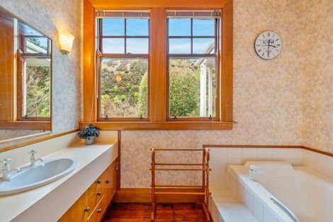 Photo of property in 69 Tilley Road, Paekakariki, 5034