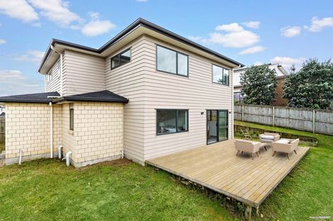 Photo of property in 69 Kirikiri Drive, Papakura, 2110