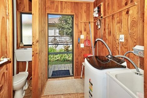 Photo of property in 28 Princess Street, Te Puke, 3119