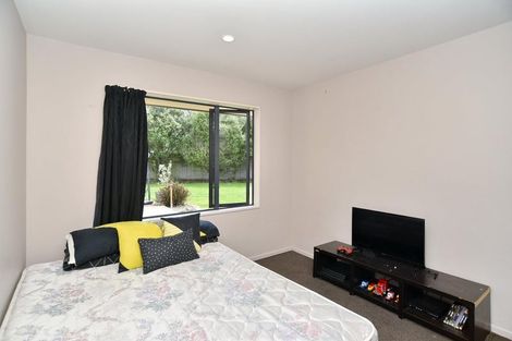 Photo of property in 6 Matson Close, Rangiora, 7400