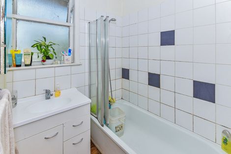 Photo of property in 26 Chingford Close, Mangere, Auckland, 2022