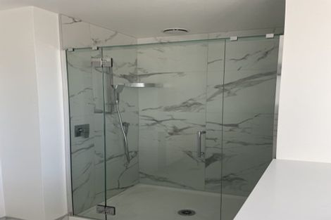 Photo of property in 8/22 Yeovil Road, Te Atatu Peninsula, Auckland, 0610