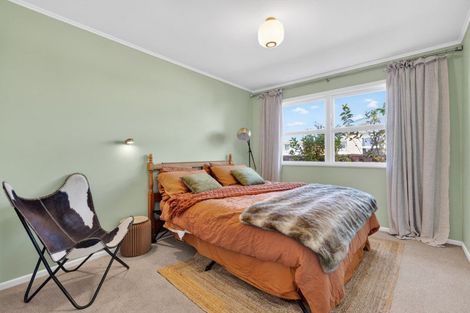 Photo of property in 102 Mount View Road, Melville, Hamilton, 3206