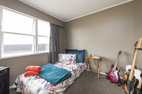 Photo of property in 21 Mcclure Street, Feilding, 4702