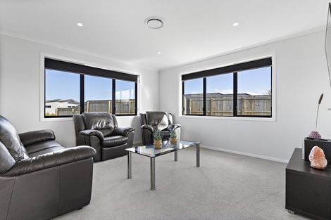 Photo of property in 22 Mitre Way, Solway, Masterton, 5810