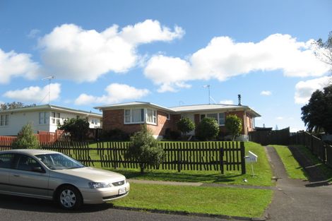 Photo of property in 143 Ennis Avenue, Pakuranga Heights, Auckland, 2010