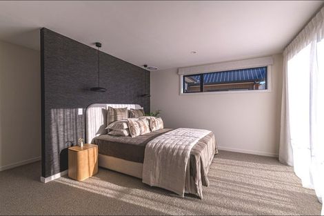 Photo of property in 37 Ruapehu Street, Paraparaumu, 5032