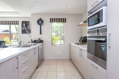 Photo of property in 68 Rushmore Drive, Belfast, Christchurch, 8051