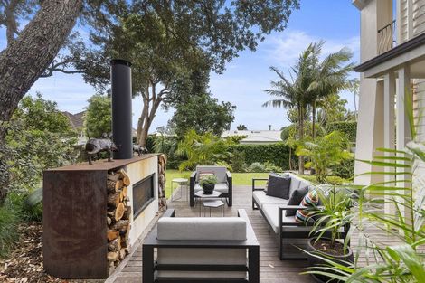 Photo of property in 34 Edgars Road, Westmere, Auckland, 1022