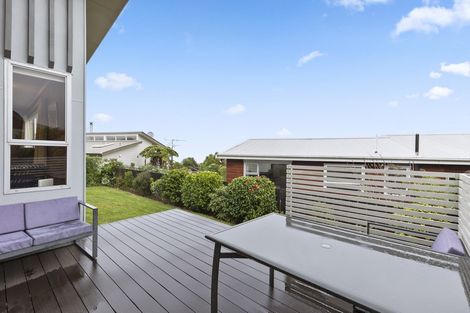 Photo of property in 1 Vista Grove, Kelson, Lower Hutt, 5010