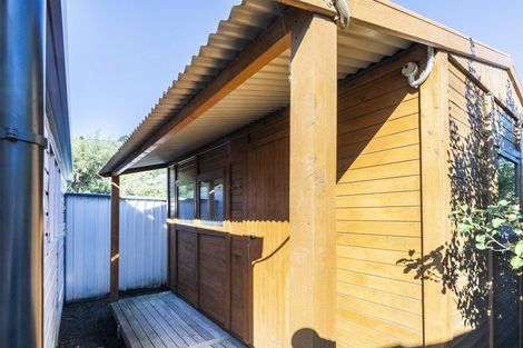 Photo of property in 2/11 Duncan Street, Sumner, Christchurch, 8081