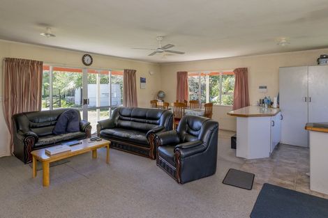 Photo of property in 501 Arapaepae Road, Ohau, Levin, 5570