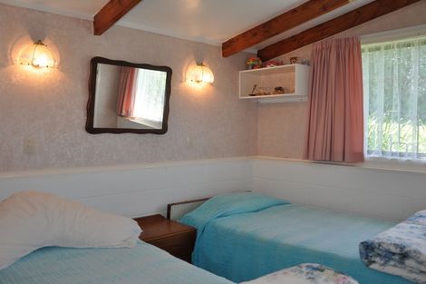 Photo of property in 63 Barrier View Road, Leigh, 0985