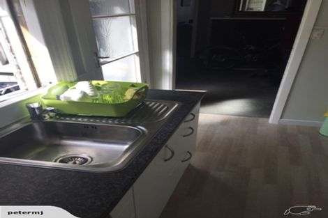 Photo of property in 28 Macdonald Crescent, Te Aro, Wellington, 6011