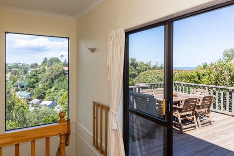 Photo of property in 19 Guys Hill Road, Hospital Hill, Napier, 4110