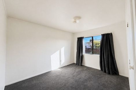 Photo of property in 1/44 Shifnal Drive, Randwick Park, Auckland, 2105