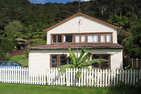 Photo of property in 13 Huia Dam Road, Huia, Auckland, 0604