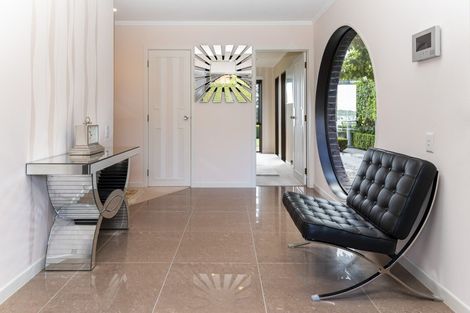 Photo of property in 15 Dayspring Way, Pakuranga, Auckland, 2010