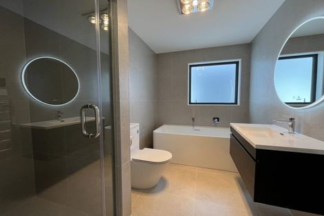 Photo of property in 6 Babos Avenue, Kumeu, 0810