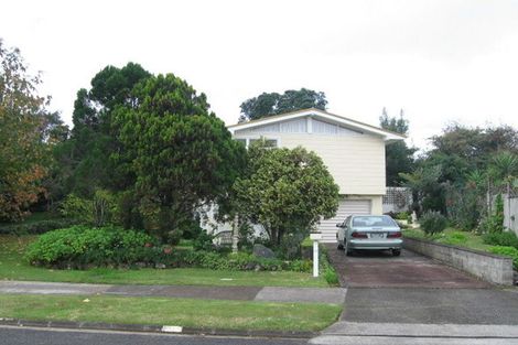Photo of property in 14 Janet Street, Sunnyhills, Auckland, 2010