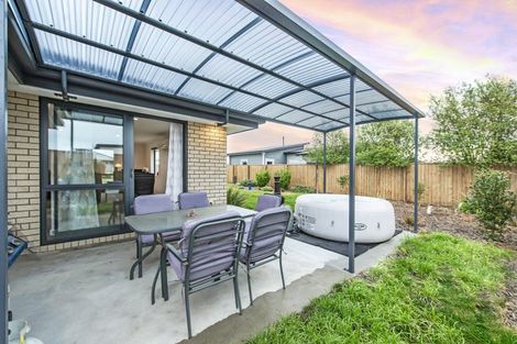 Photo of property in 27 Wakeman Way, Kaiapoi, 7630