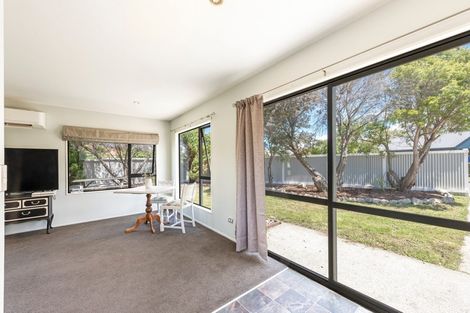 Photo of property in 2 Tillson Crescent, Motueka, 7120