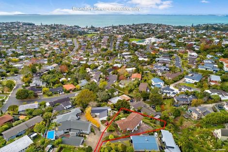 Photo of property in 5 Elizabeth Place, Mairangi Bay, Auckland, 0630