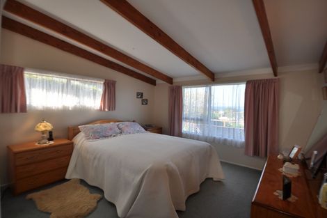 Photo of property in 63 Barrier View Road, Leigh, 0985