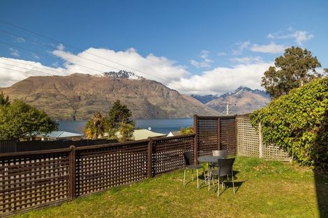Photo of property in 5 Arawata Terrace, Fernhill, Queenstown, 9300