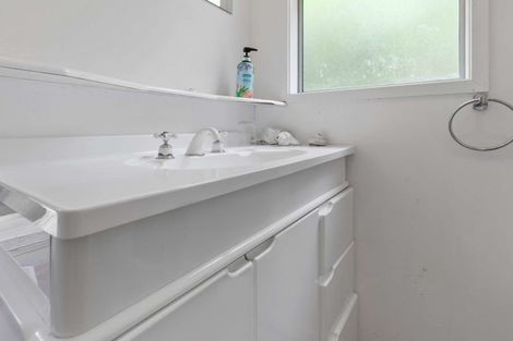 Photo of property in 18 Adlor Hill Road, Port Charles, Coromandel, 3584