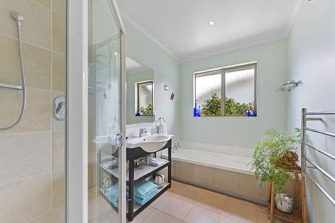 Photo of property in 13 Captains Close, Waikawa, Picton, 7220