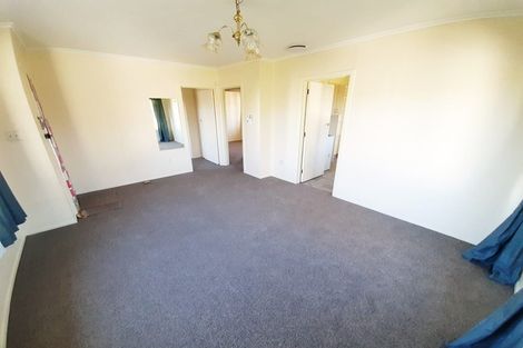 Photo of property in 2/27 Exmouth Road, Northcote, Auckland, 0627