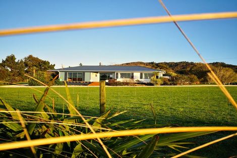 Photo of property in 9 Pakawau-bush Road, Pakawau, Collingwood, 7073