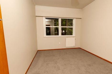 Photo of property in 8 Swanson Road, Henderson, Auckland, 0610