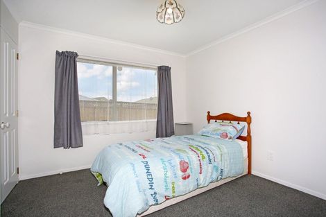 Photo of property in 6 Cottesmore Place, Huntington Park, Auckland, 2013