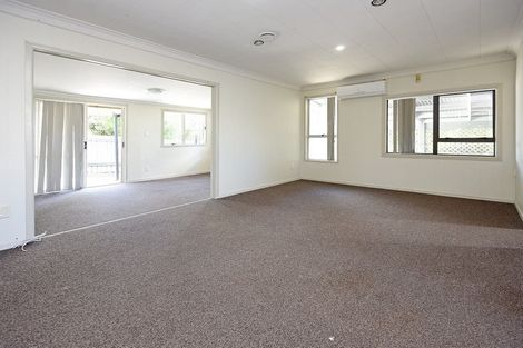 Photo of property in 45 Mckinstry Avenue, Mangere East, Auckland, 2024