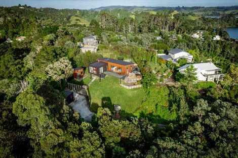 Photo of property in 18 Barr Road, Mahurangi West, Warkworth, 0983