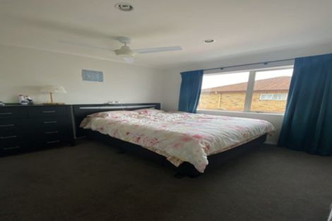 Photo of property in 40 Baverstock Road, Flat Bush, Auckland, 2016