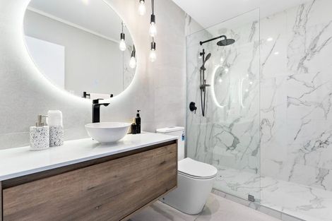 Photo of property in 4 Kelston Street, New Lynn, Auckland, 0600