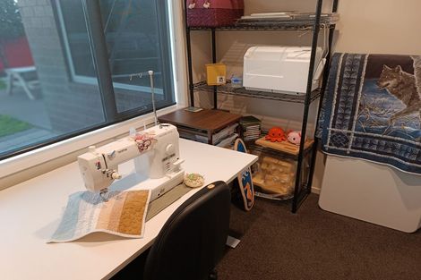 Photo of property in 3a Pipitea Place, Whalers Gate, New Plymouth, 4310