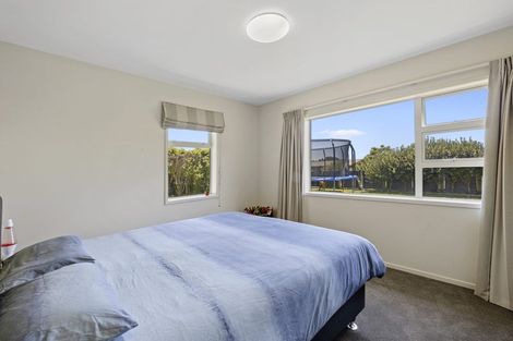 Photo of property in 32 Redwood Crescent, Hurdon, New Plymouth, 4310