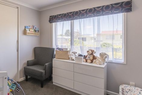 Photo of property in 114a Arawhata Road, Paraparaumu, 5032