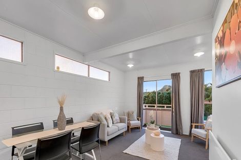 Photo of property in 4/12 Thornley Street, Titahi Bay, Porirua, 5022