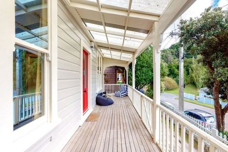 Photo of property in 11 Danube Street, Island Bay, Wellington, 6023