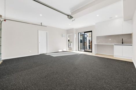 Photo of property in 76a Ennis Avenue, Pakuranga Heights, Auckland, 2010