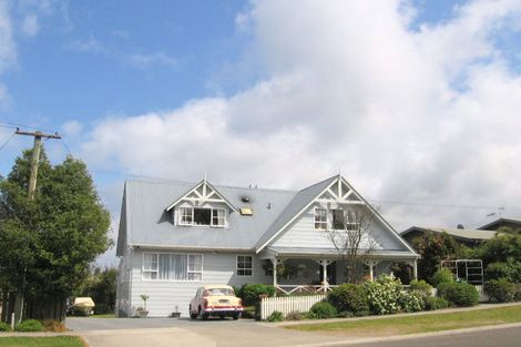 Photo of property in 11 Sunset Street, Hilltop, Taupo, 3330